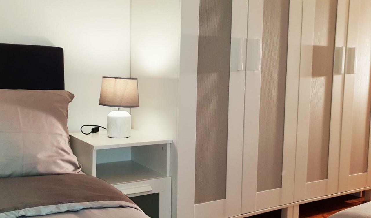 Apartman Kyra พูลา ภายนอก รูปภาพ